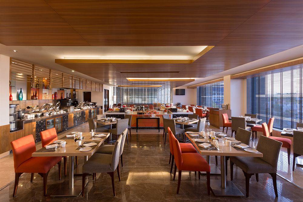 Four Points By Sheraton Jaipur, City Square Exterior photo