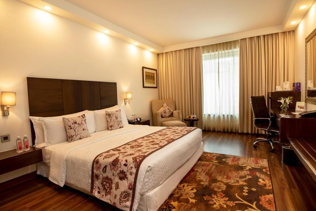 Four Points By Sheraton Jaipur, City Square Exterior photo