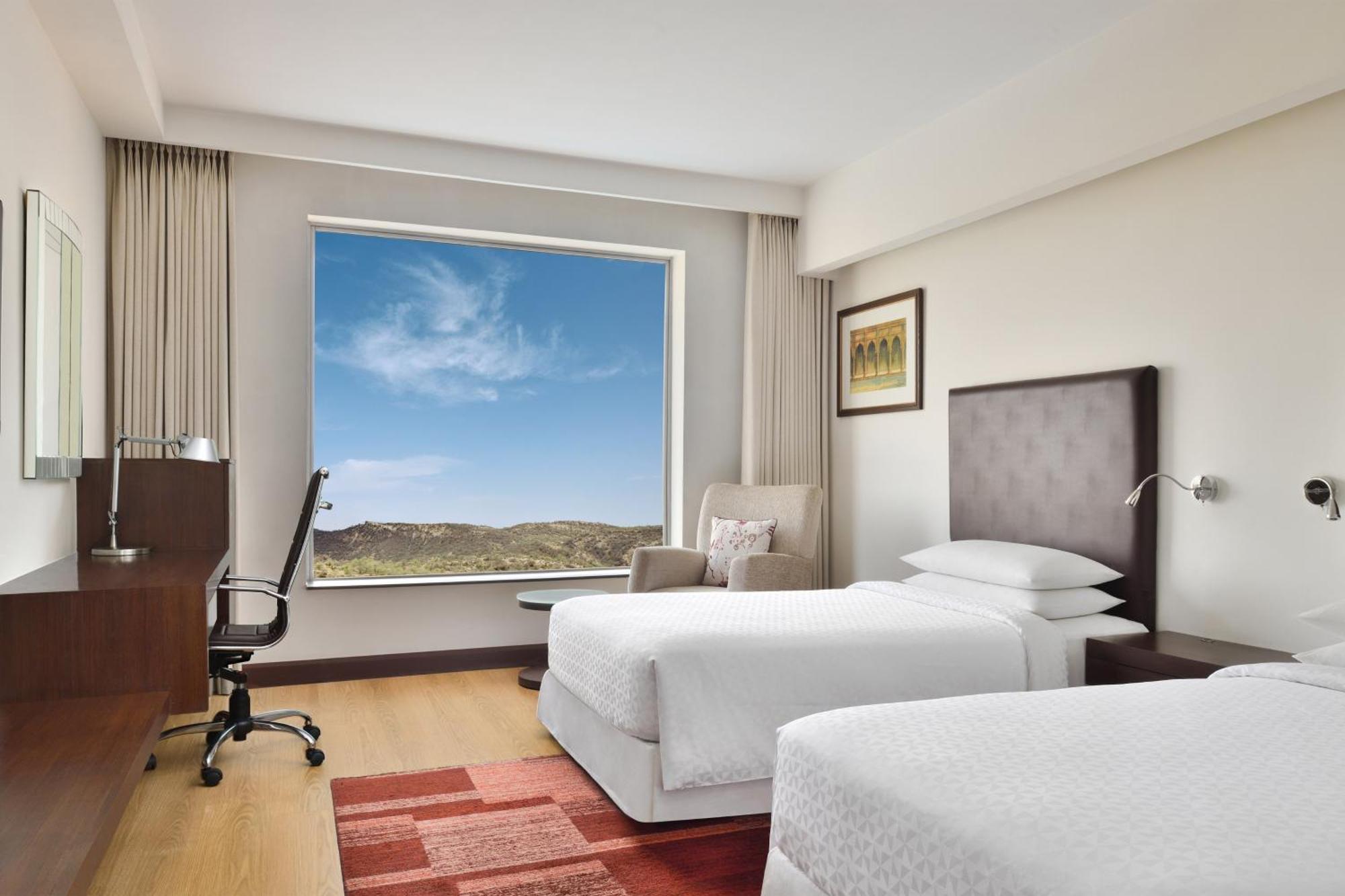 Four Points By Sheraton Jaipur, City Square Exterior photo