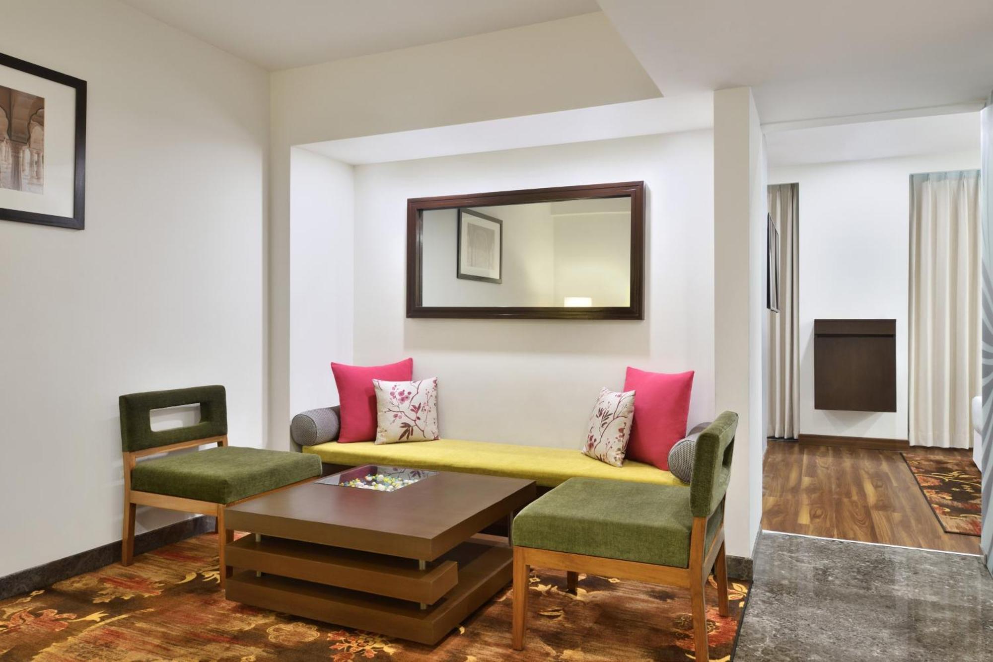 Four Points By Sheraton Jaipur, City Square Exterior photo