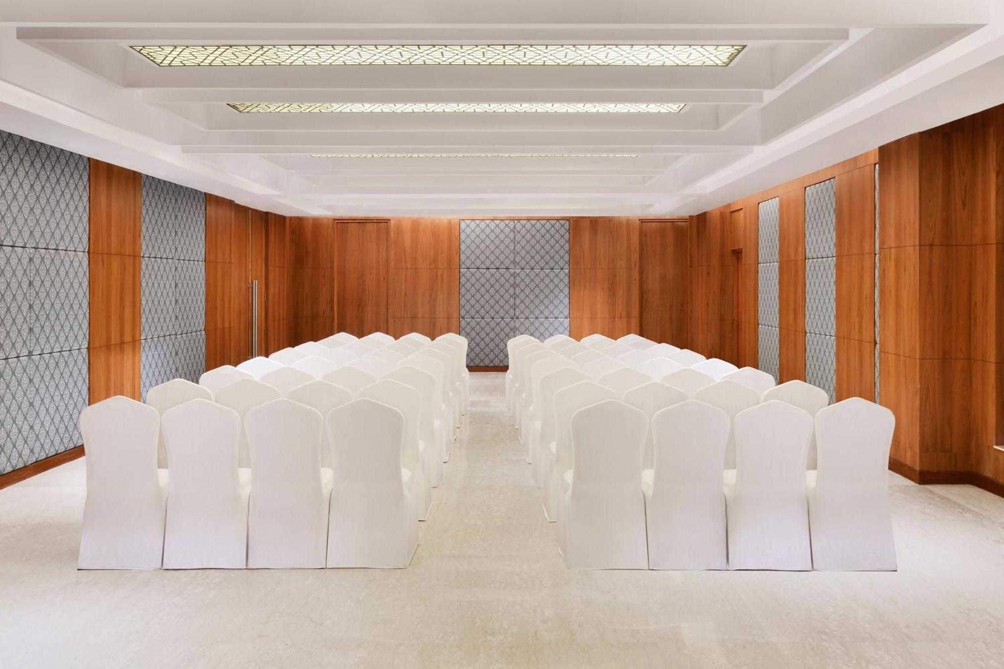 Four Points By Sheraton Jaipur, City Square Exterior photo