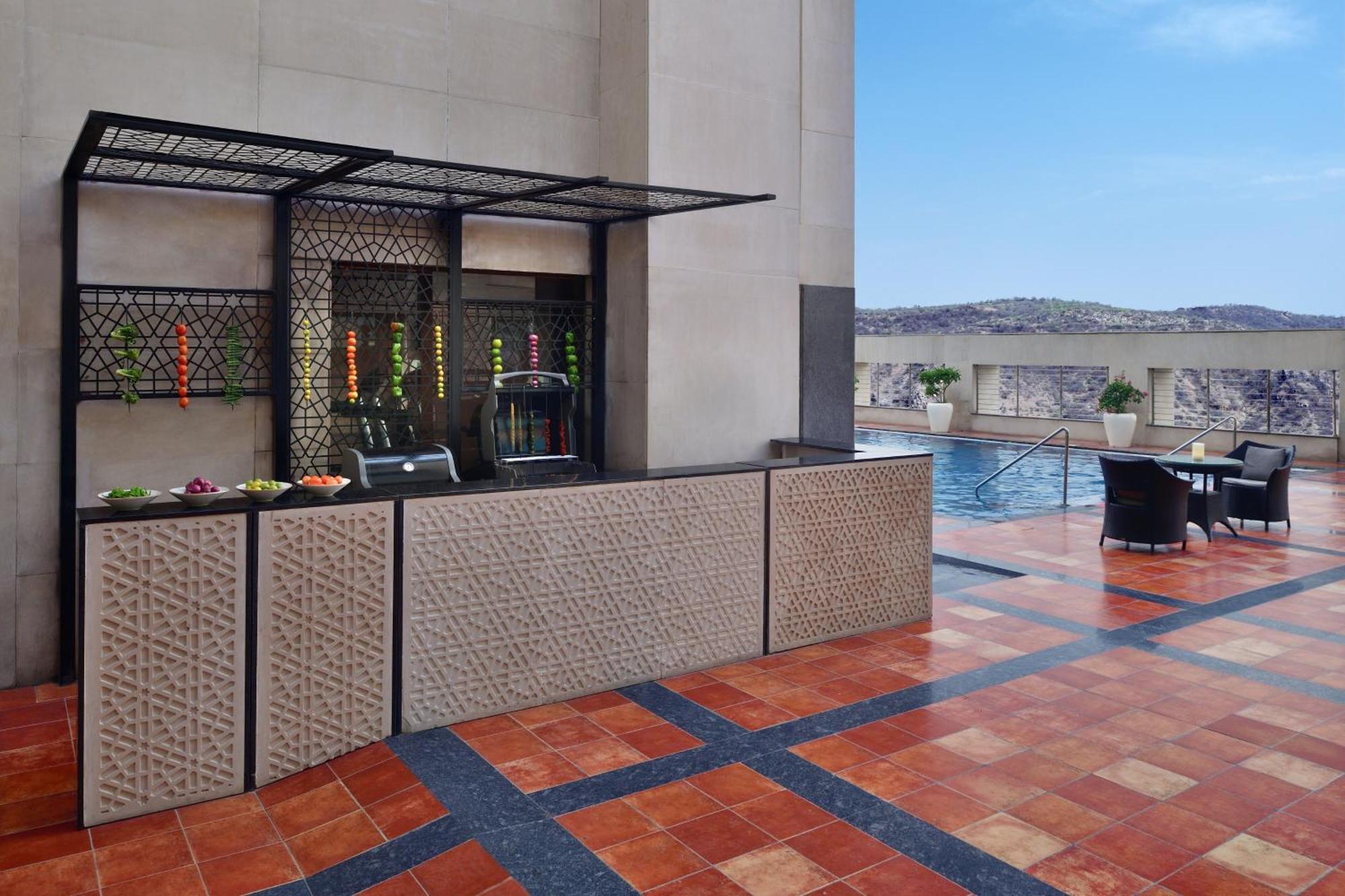 Four Points By Sheraton Jaipur, City Square Exterior photo