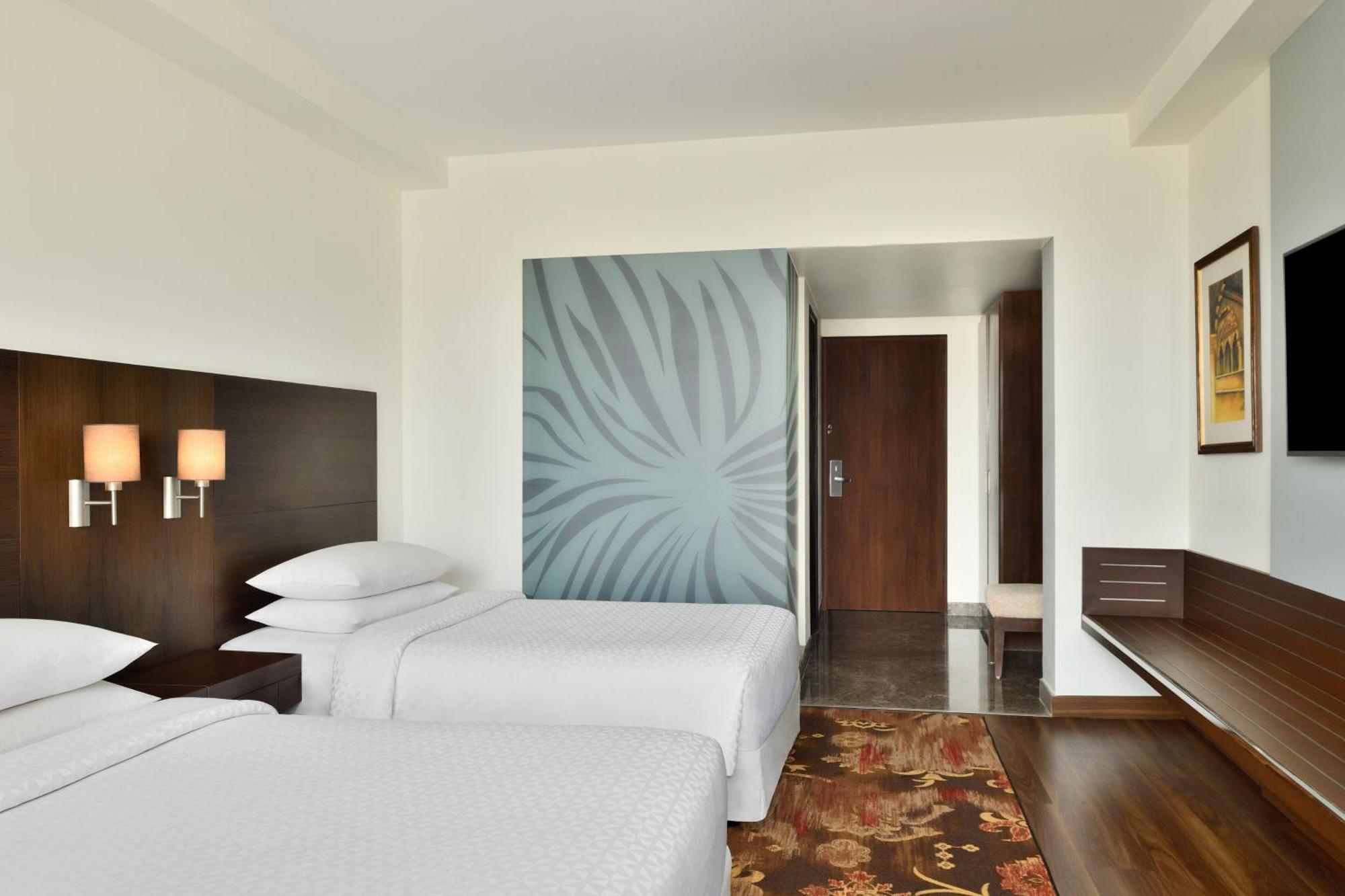 Four Points By Sheraton Jaipur, City Square Exterior photo