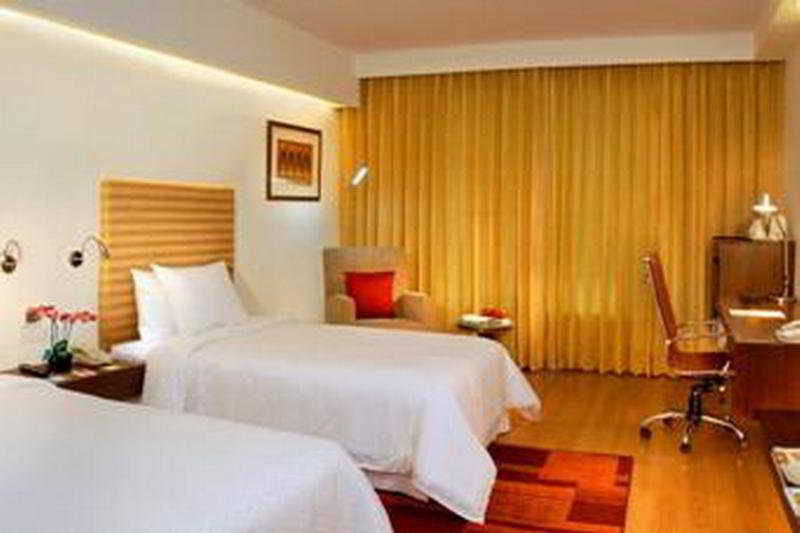 Four Points By Sheraton Jaipur, City Square Exterior photo