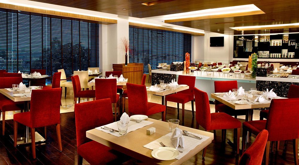 Four Points By Sheraton Jaipur, City Square Exterior photo